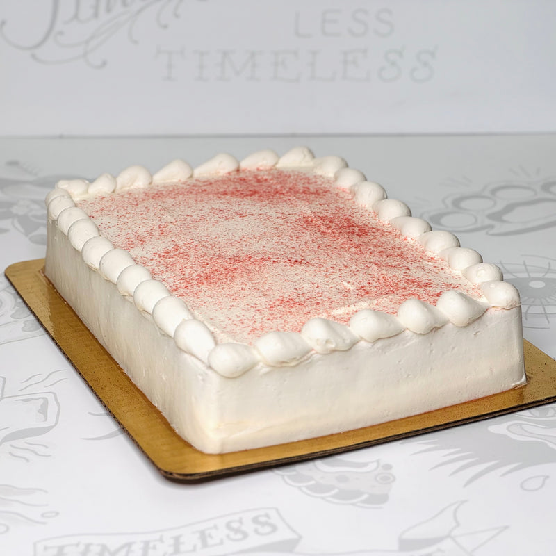 STRAWBERRY TRES LECHES