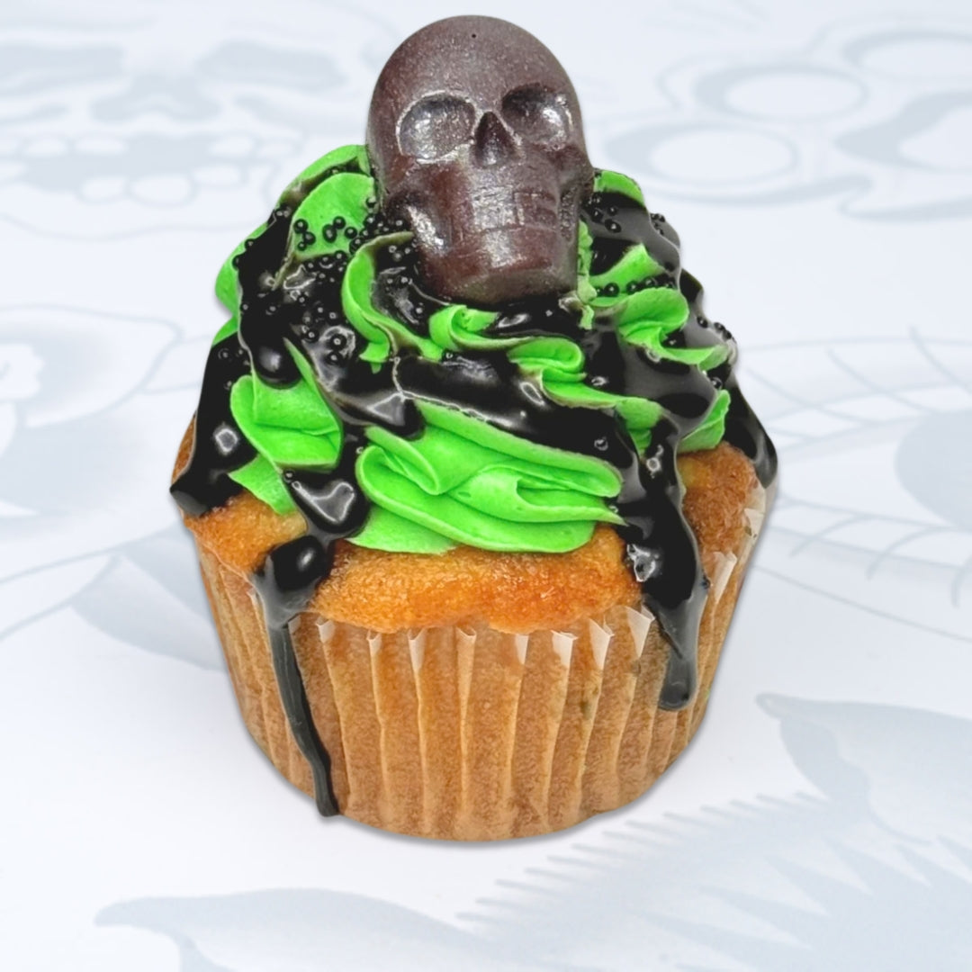 Poison Apple Cake - 8"