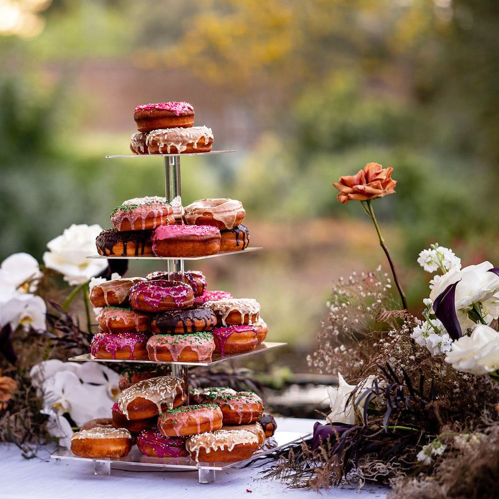 WEDDING / CELEBRATION CAKES